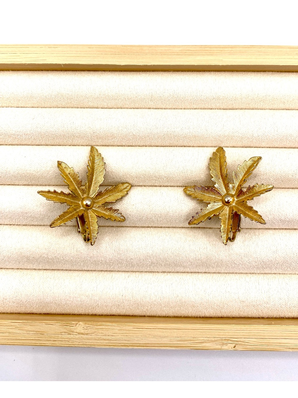 Vintage Sarah Coventry “Autumn Haze” Gold Leaf Clip-On Earrings